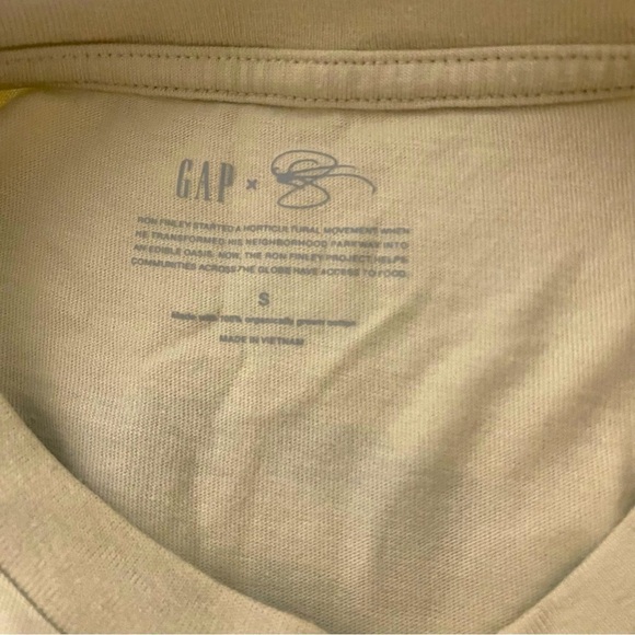 Gap Unisex “Grow Together” Beige Small Shirt - Picture 5 of 7